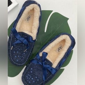 💯Auth UGG Dakota Suede Moccasins Slippers Flats